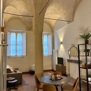 Appartamento L'antica Colonna, In Centro Storico, Parma